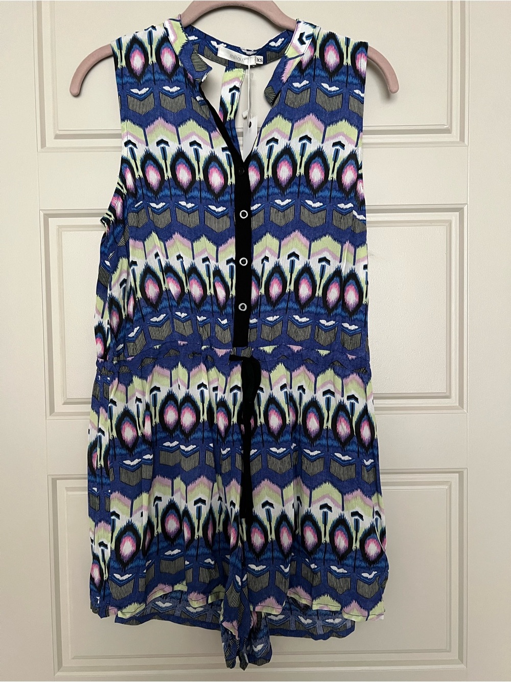 LF NWT Geometric print romper XS Vacation Summer Casual Sleeveless